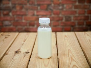PET láhev 0,25 l na mléko, jogurt, kefír, syrovátku apod. (250 ml)